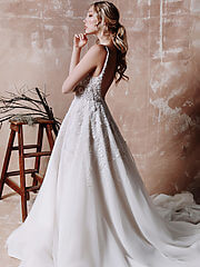 Bridal pose in wedding gown